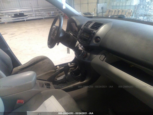 Photo 4 VIN: 2T3BF4DV0BW170877 - TOYOTA RAV4 