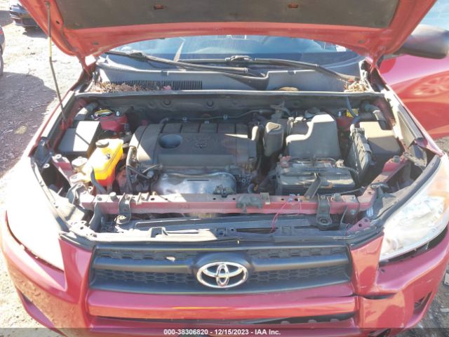 Photo 9 VIN: 2T3BF4DV0CW215348 - TOYOTA RAV4 