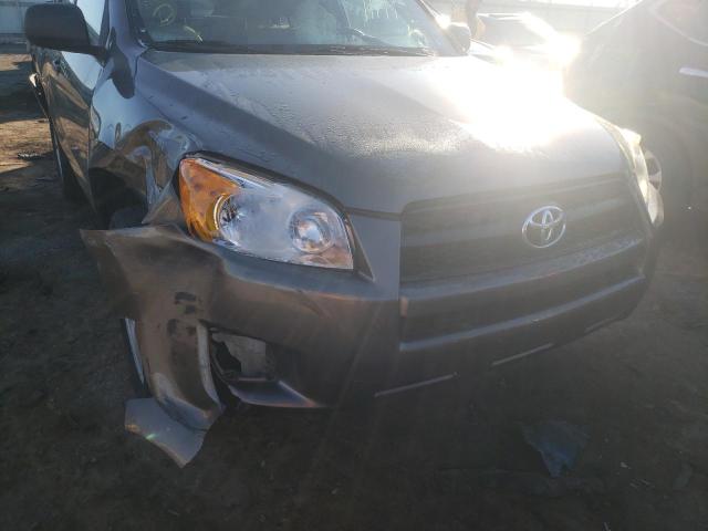 Photo 8 VIN: 2T3BF4DV1AW034353 - TOYOTA RAV4 