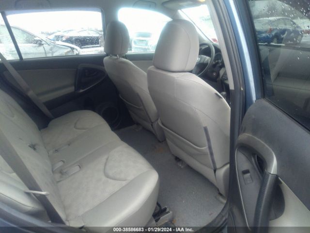 Photo 7 VIN: 2T3BF4DV1AW040427 - TOYOTA RAV4 