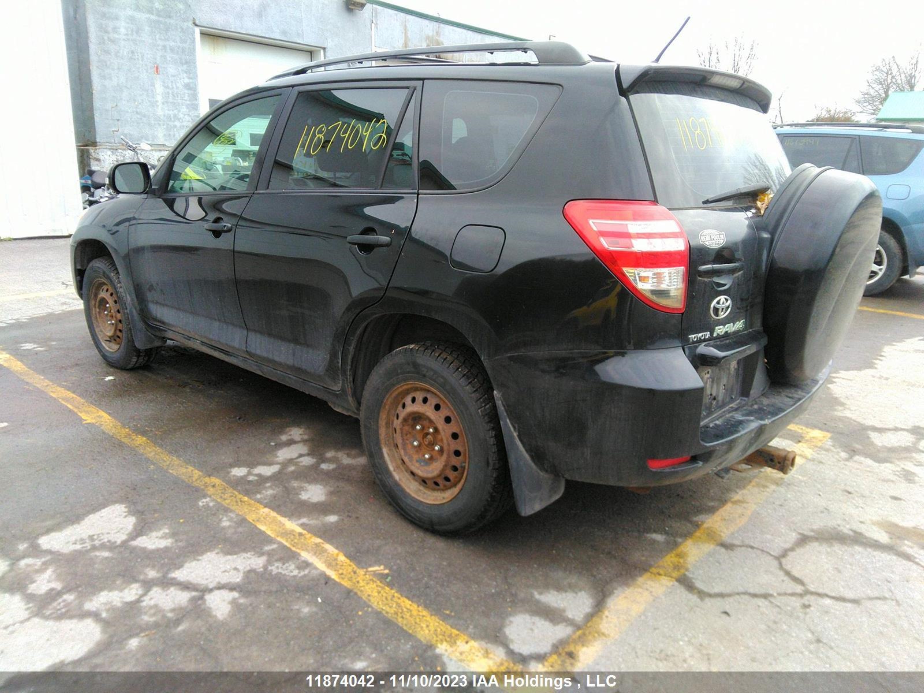 Photo 2 VIN: 2T3BF4DV1AW040461 - TOYOTA RAV 4 