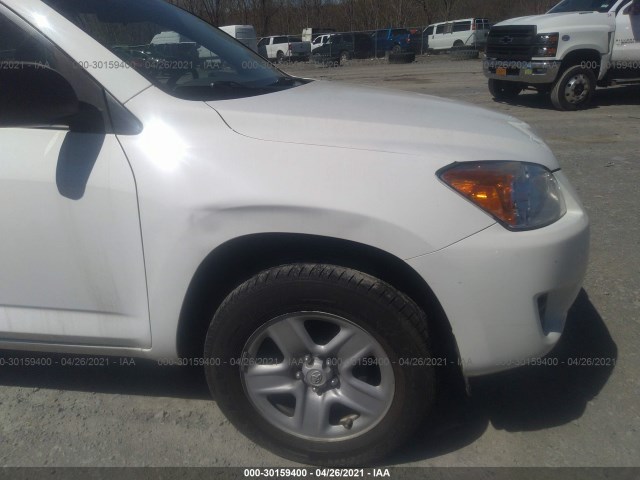 Photo 5 VIN: 2T3BF4DV1AW065778 - TOYOTA RAV4 