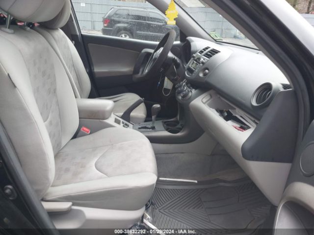 Photo 4 VIN: 2T3BF4DV1AW068888 - TOYOTA RAV4 