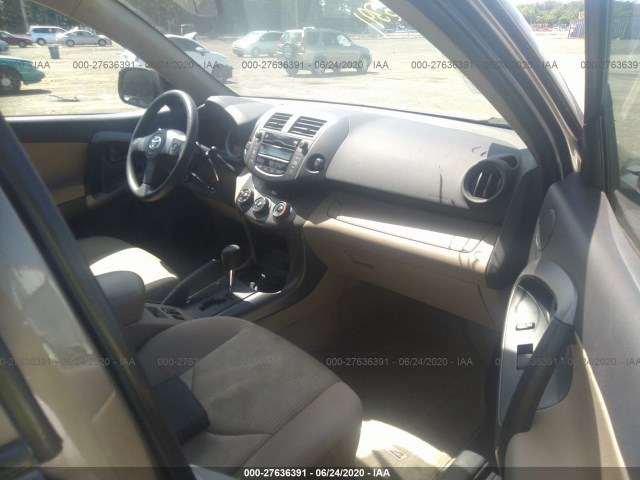 Photo 4 VIN: 2T3BF4DV1AW076800 - TOYOTA RAV4 