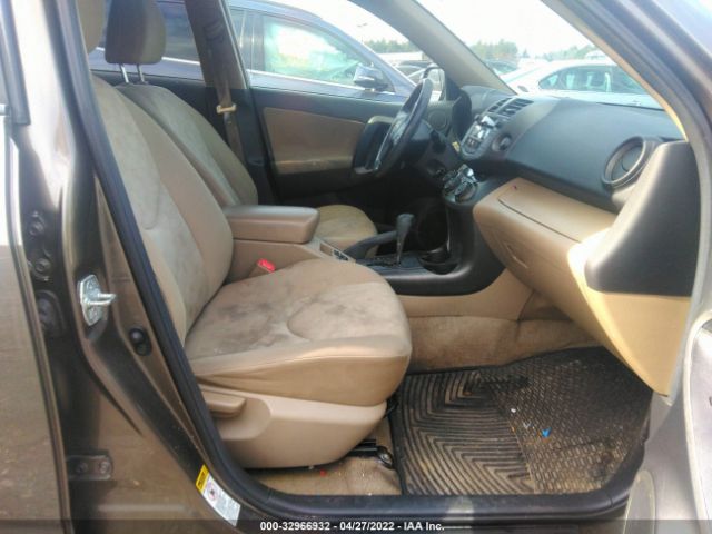 Photo 4 VIN: 2T3BF4DV1BW084946 - TOYOTA RAV4 