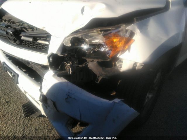 Photo 5 VIN: 2T3BF4DV1BW099169 - TOYOTA RAV4 