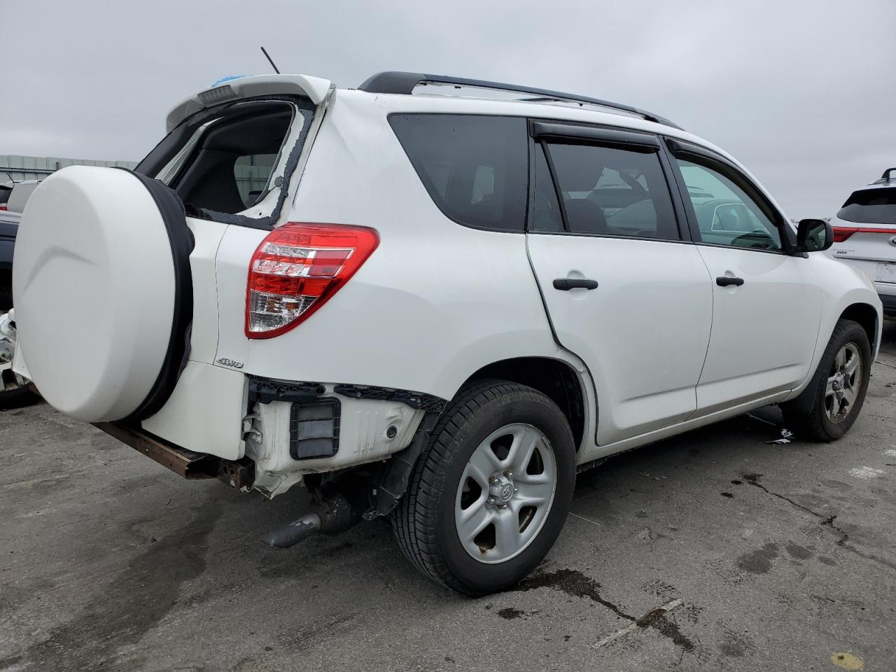 Photo 2 VIN: 2T3BF4DV1BW103723 - TOYOTA RAV 4 