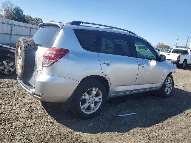 Photo 2 VIN: 2T3BF4DV1BW105438 - TOYOTA RAV4 