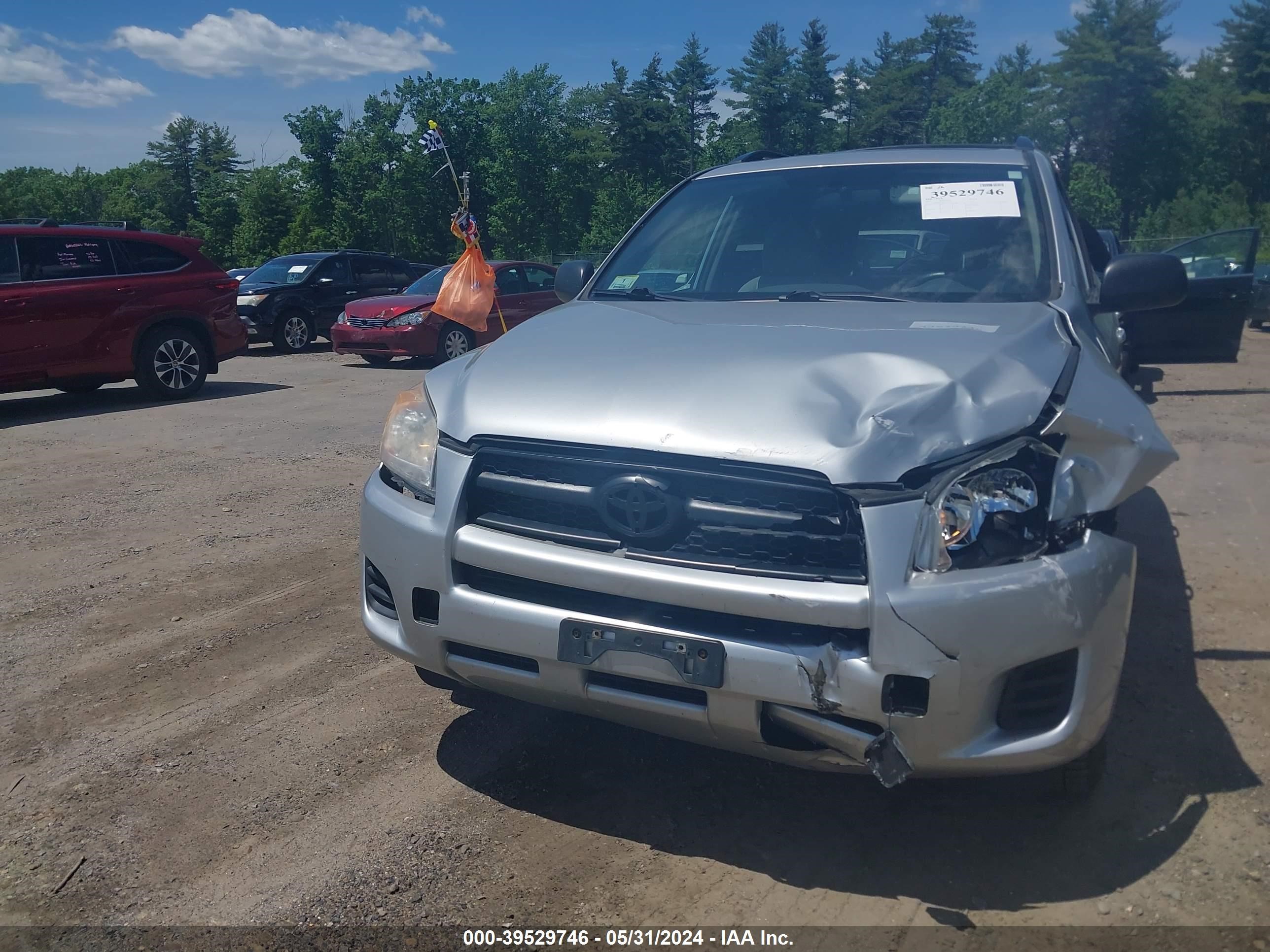 Photo 5 VIN: 2T3BF4DV1BW127195 - TOYOTA RAV 4 