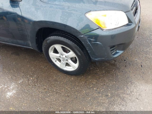 Photo 5 VIN: 2T3BF4DV1BW173738 - TOYOTA RAV4 