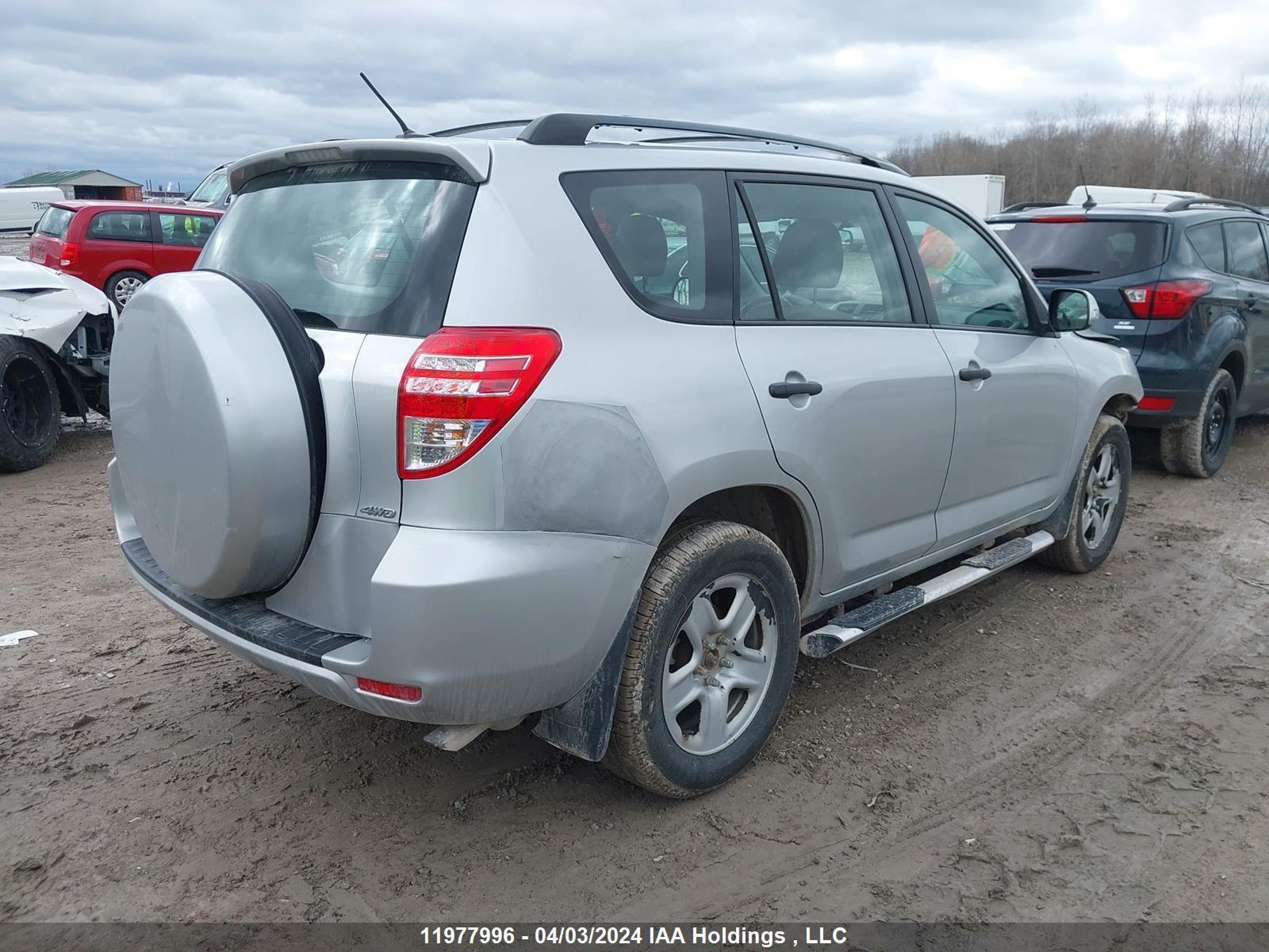 Photo 3 VIN: 2T3BF4DV1BW175490 - TOYOTA RAV 4 