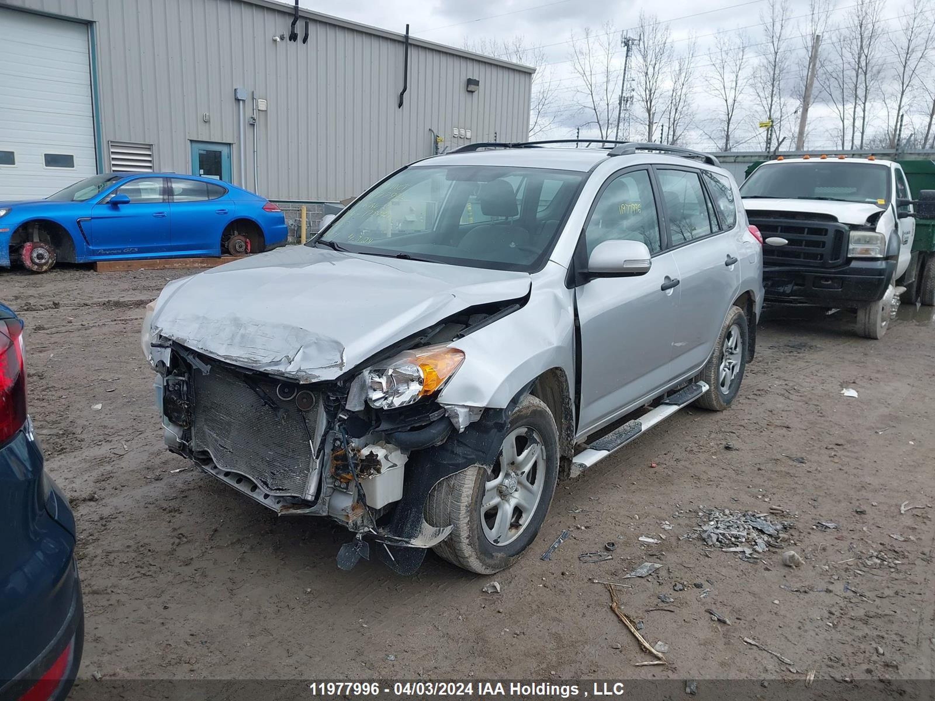 Photo 5 VIN: 2T3BF4DV1BW175490 - TOYOTA RAV 4 