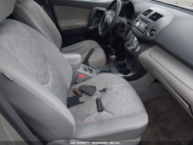 Photo 4 VIN: 2T3BF4DV1CW203676 - TOYOTA RAV4 