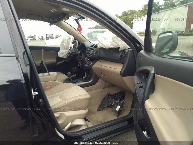 Photo 4 VIN: 2T3BF4DV1CW216881 - TOYOTA RAV4 