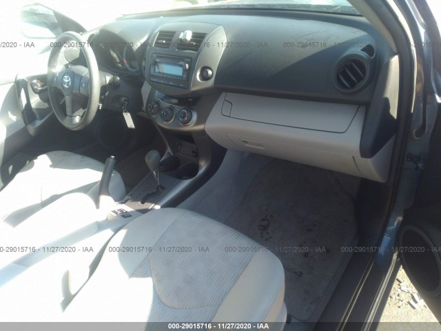 Photo 4 VIN: 2T3BF4DV1CW231025 - TOYOTA RAV4 