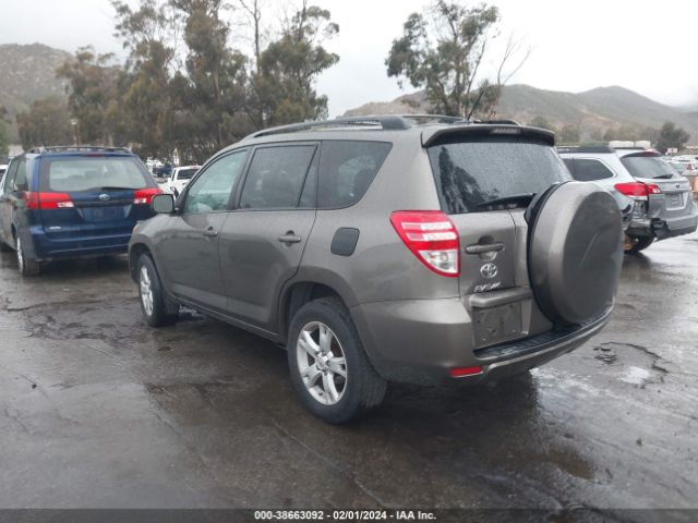 Photo 2 VIN: 2T3BF4DV1CW249038 - TOYOTA RAV4 