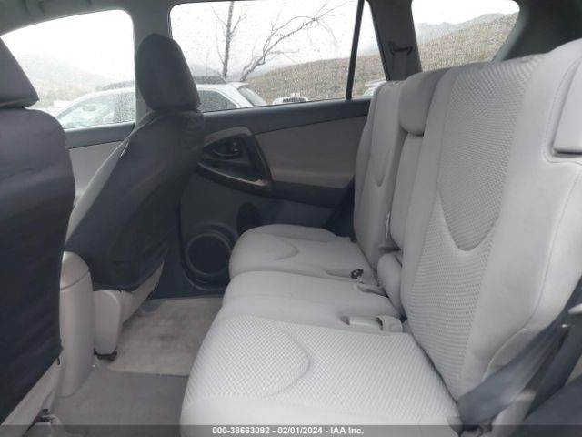 Photo 7 VIN: 2T3BF4DV1CW249038 - TOYOTA RAV4 