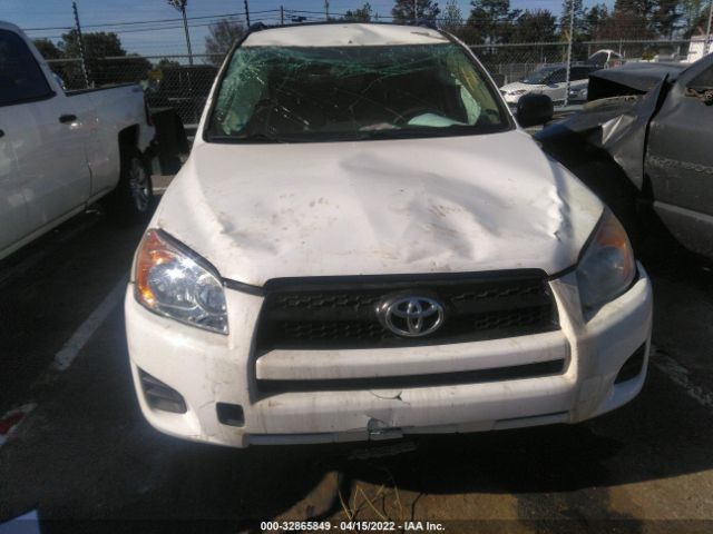 Photo 5 VIN: 2T3BF4DV1CW258516 - TOYOTA RAV4 