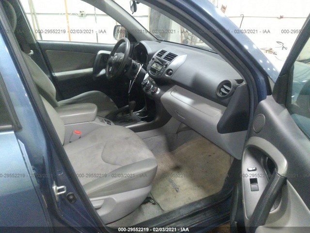 Photo 4 VIN: 2T3BF4DV2AW073002 - TOYOTA RAV4 