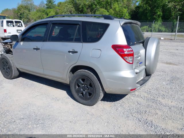 Photo 2 VIN: 2T3BF4DV2BW133670 - TOYOTA RAV4 