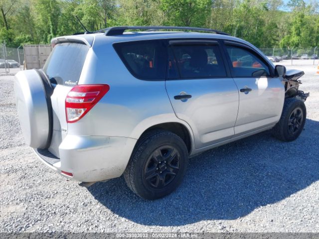 Photo 3 VIN: 2T3BF4DV2BW133670 - TOYOTA RAV4 