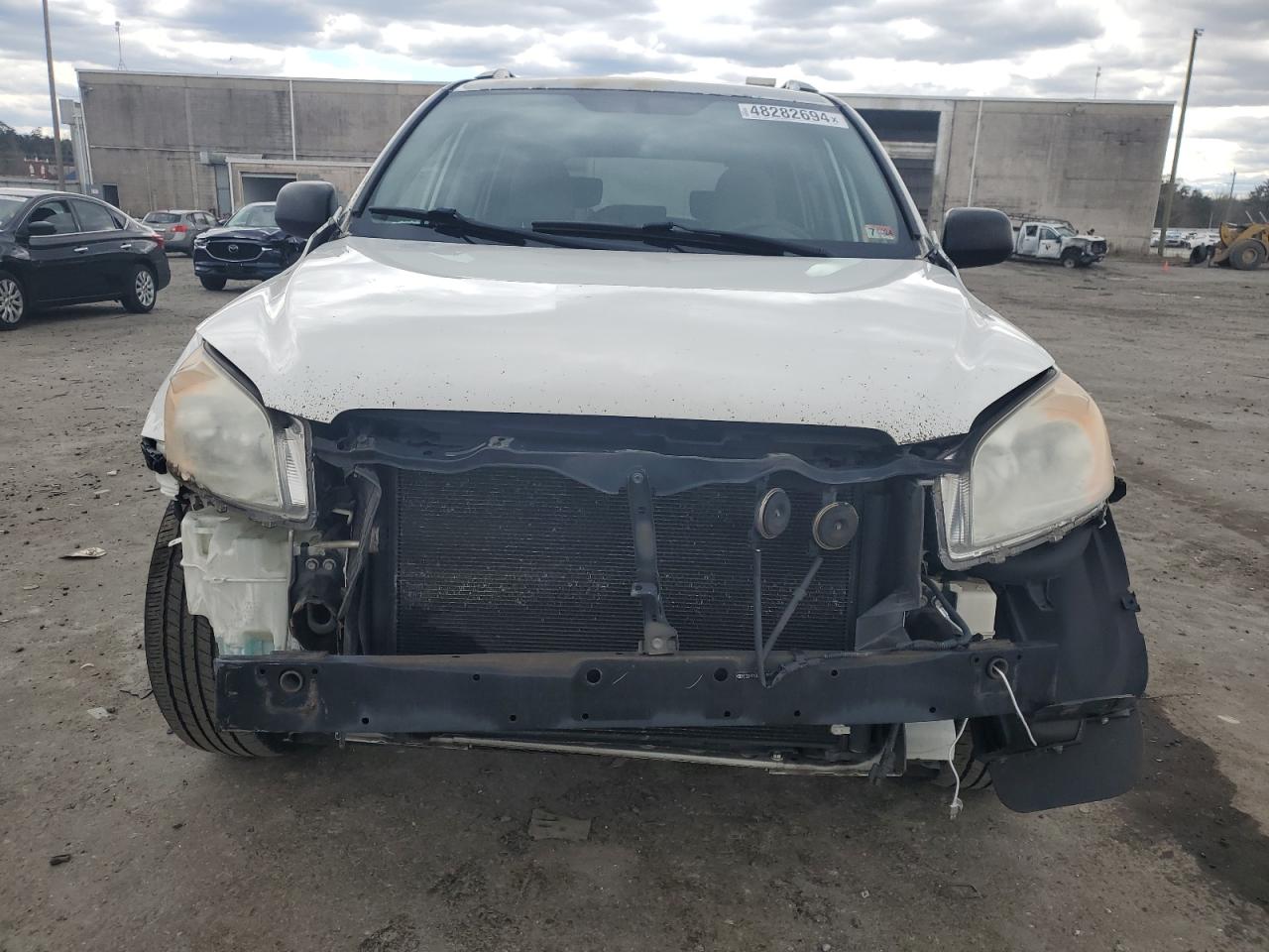 Photo 4 VIN: 2T3BF4DV2BW146578 - TOYOTA RAV 4 