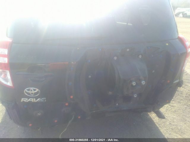 Photo 5 VIN: 2T3BF4DV2CW208157 - TOYOTA RAV4 