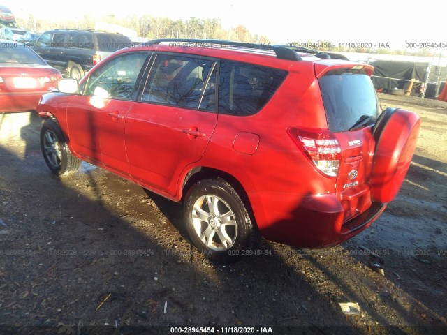 Photo 2 VIN: 2T3BF4DV2CW257391 - TOYOTA RAV4 