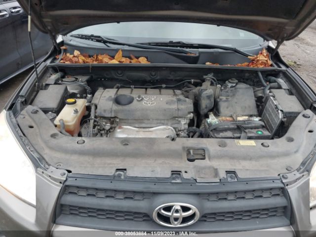 Photo 9 VIN: 2T3BF4DV3AW050845 - TOYOTA RAV4 