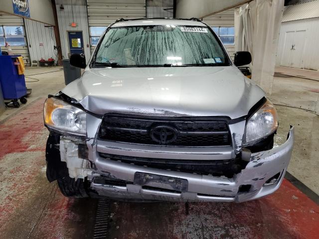 Photo 4 VIN: 2T3BF4DV3AW059626 - TOYOTA RAV4 