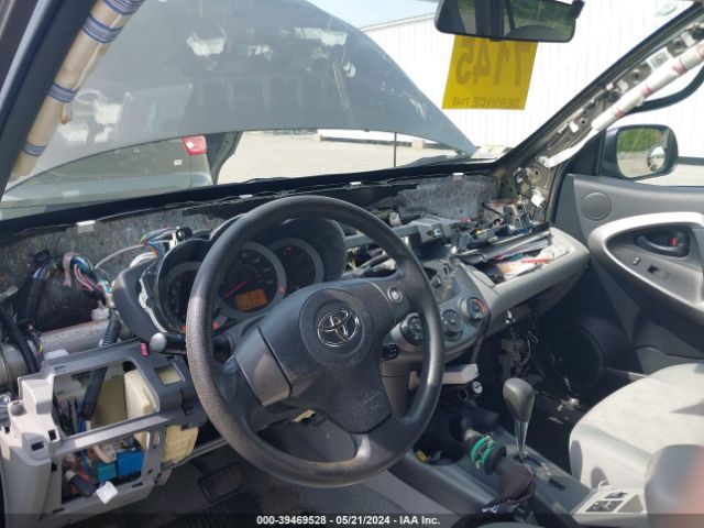 Photo 5 VIN: 2T3BF4DV3AW072733 - TOYOTA RAV4 