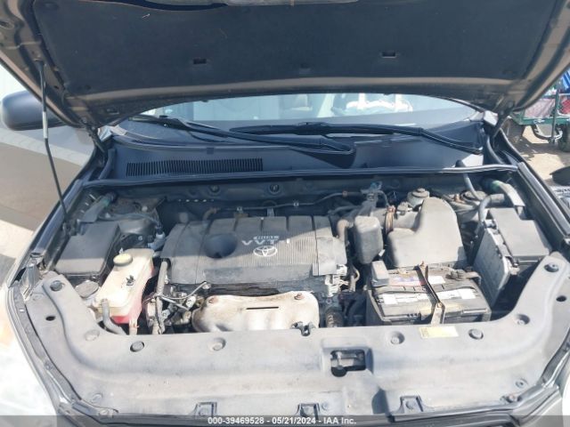 Photo 9 VIN: 2T3BF4DV3AW072733 - TOYOTA RAV4 