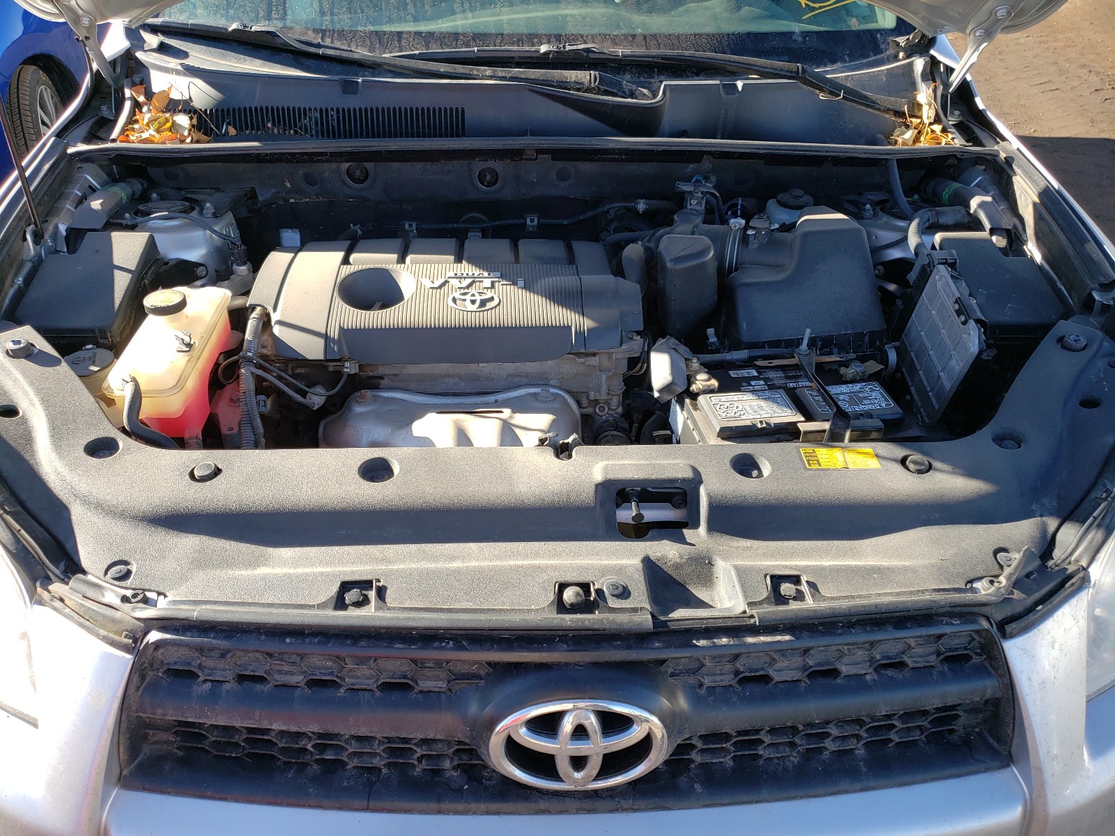 Photo 6 VIN: 2T3BF4DV3BW101391 - TOYOTA RAV4 