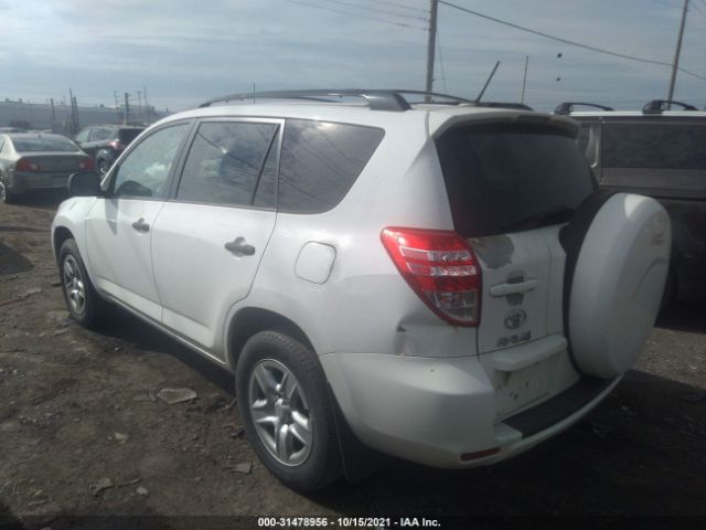 Photo 2 VIN: 2T3BF4DV3BW149389 - TOYOTA RAV4 