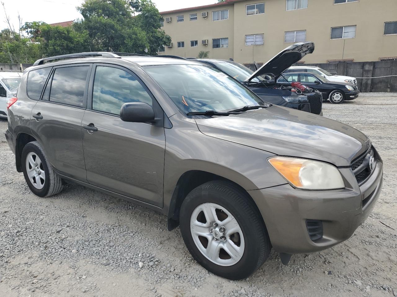 Photo 3 VIN: 2T3BF4DV3CW217207 - TOYOTA RAV 4 