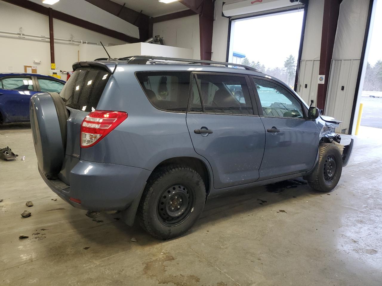 Photo 2 VIN: 2T3BF4DV3CW225114 - TOYOTA RAV 4 