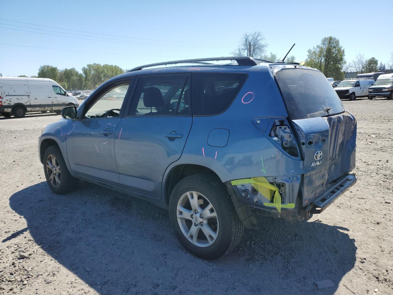 Photo 1 VIN: 2T3BF4DV3CW239515 - TOYOTA RAV 4 