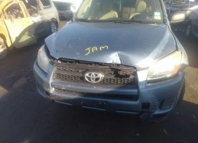 Photo 5 VIN: 2T3BF4DV3CW250580 - TOYOTA RAV4 