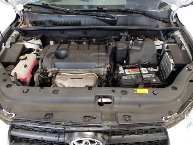 Photo 6 VIN: 2T3BF4DV3CW257528 - TOYOTA RAV4 