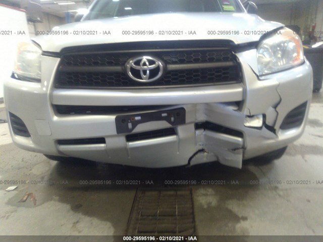 Photo 5 VIN: 2T3BF4DV4AW061286 - TOYOTA RAV4 