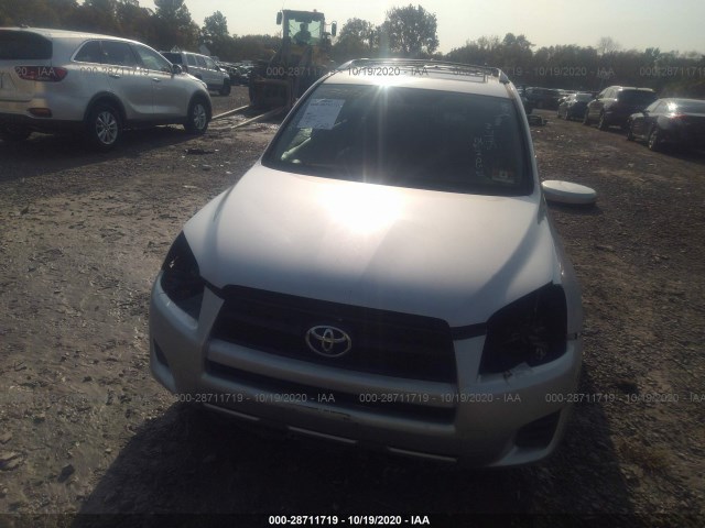 Photo 5 VIN: 2T3BF4DV4BW173216 - TOYOTA RAV4 