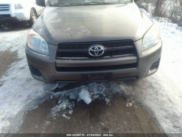 Photo 5 VIN: 2T3BF4DV4CW194469 - TOYOTA RAV4 