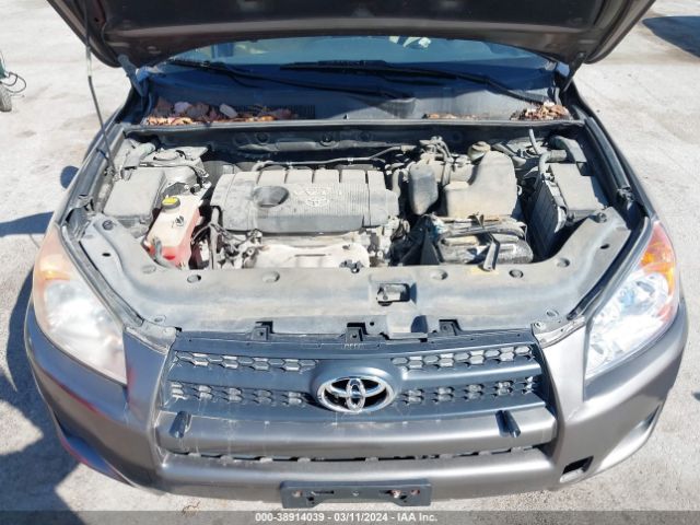 Photo 9 VIN: 2T3BF4DV5AW034467 - TOYOTA RAV4 