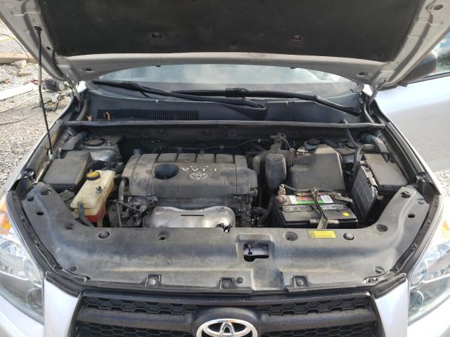 Photo 11 VIN: 2T3BF4DV5AW052175 - TOYOTA RAV4 