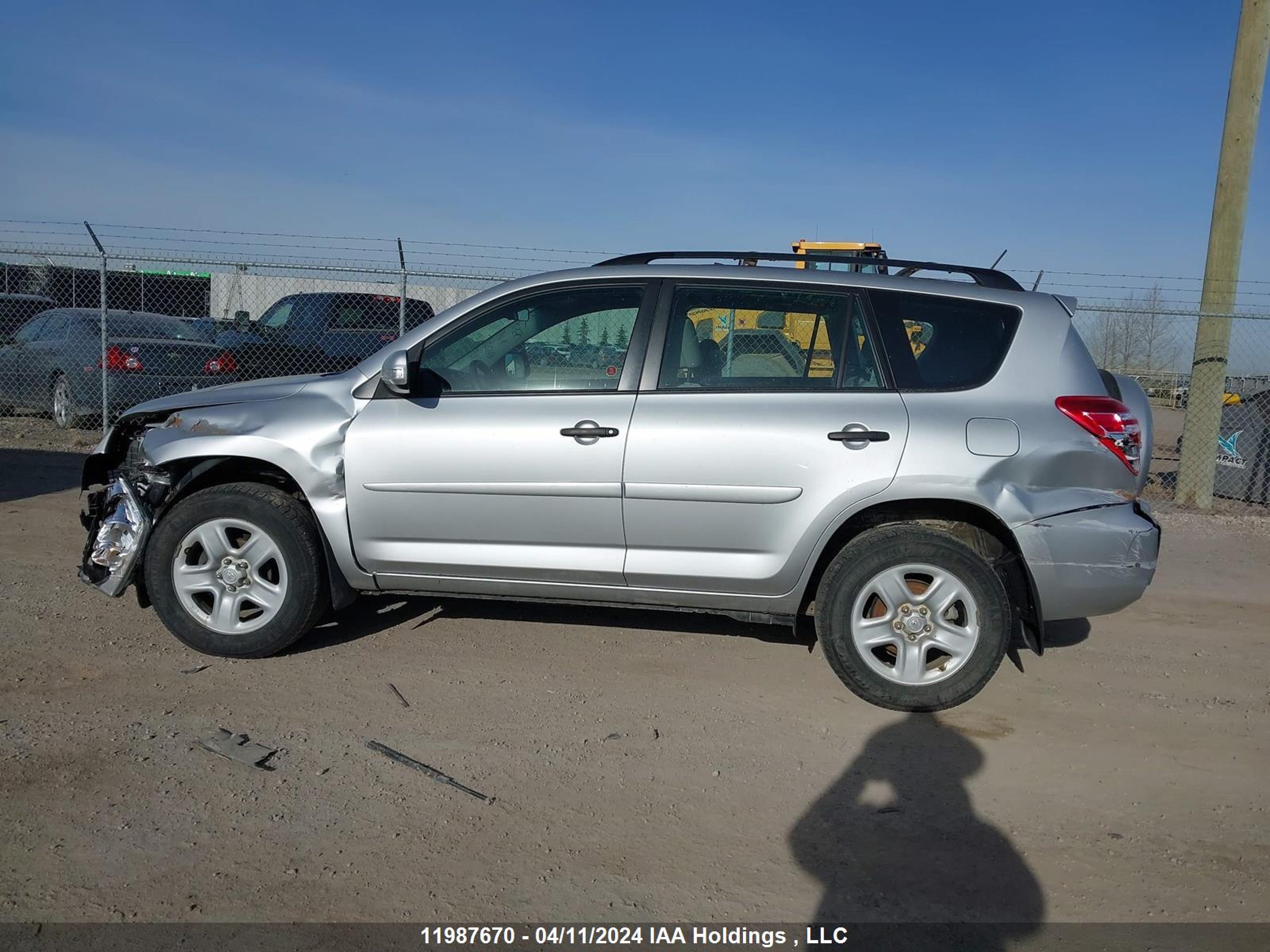 Photo 13 VIN: 2T3BF4DV5BW125143 - TOYOTA RAV 4 