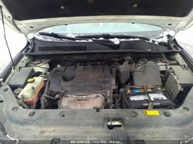 Photo 9 VIN: 2T3BF4DV5CW219556 - TOYOTA RAV4 