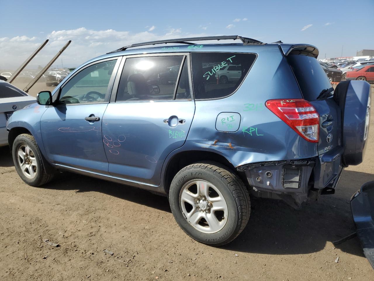 Photo 1 VIN: 2T3BF4DV5CW258695 - TOYOTA RAV 4 