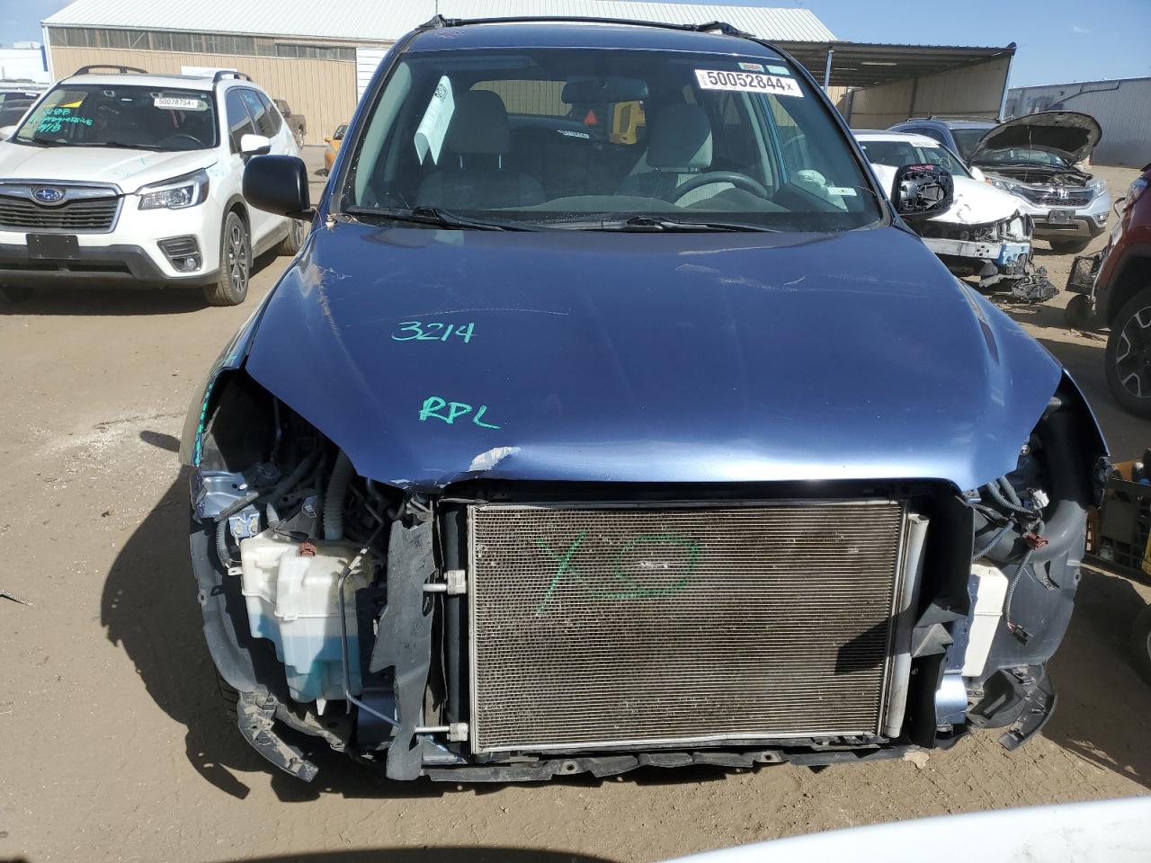 Photo 4 VIN: 2T3BF4DV5CW258695 - TOYOTA RAV 4 