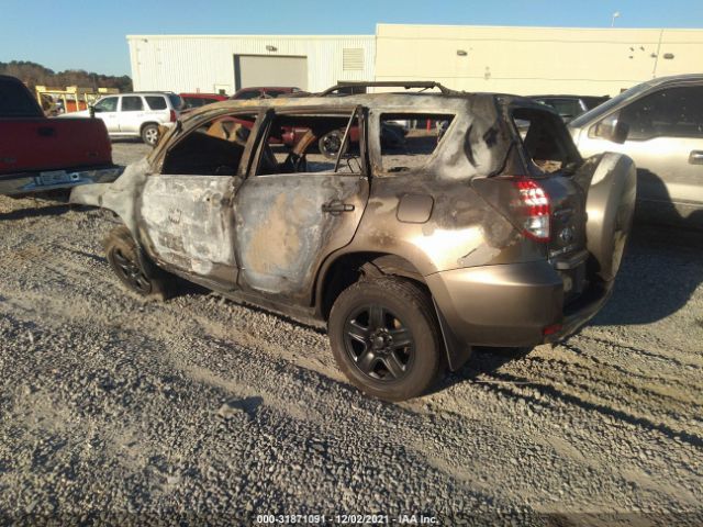 Photo 2 VIN: 2T3BF4DV6AW033439 - TOYOTA RAV4 