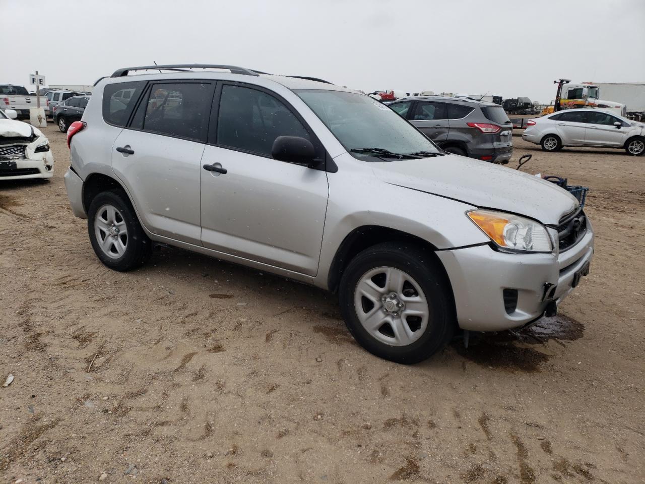 Photo 3 VIN: 2T3BF4DV6AW045686 - TOYOTA RAV 4 